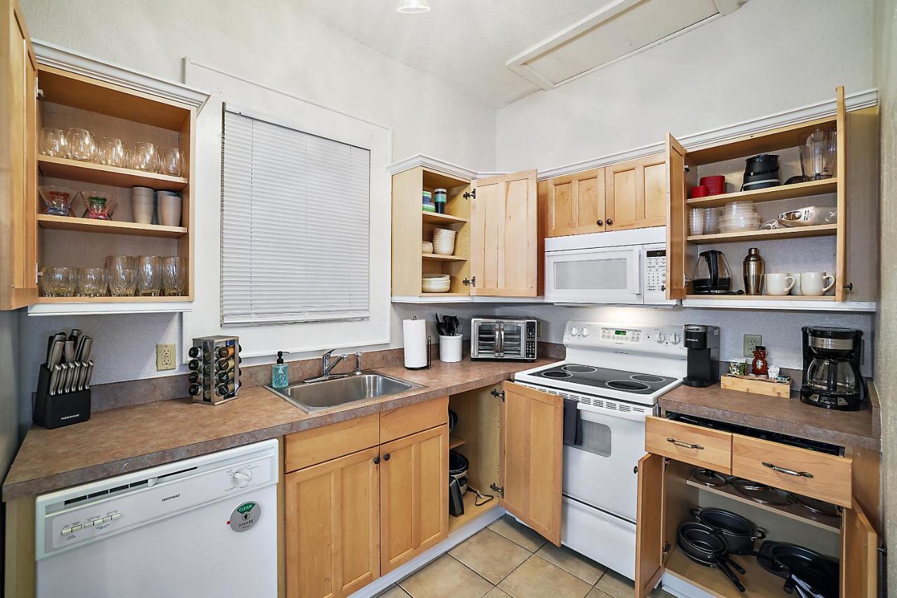 Downtown Den-King Bed~Heart Of Eustis~Queen Sleeper~Upstairs~Bright & Happy Exterior foto