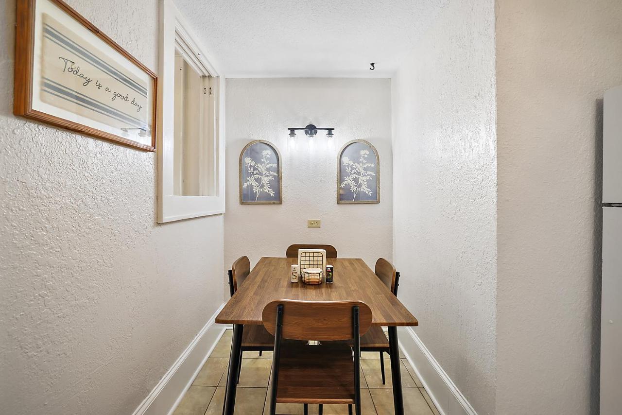 Downtown Den-King Bed~Heart Of Eustis~Queen Sleeper~Upstairs~Bright & Happy Exterior foto