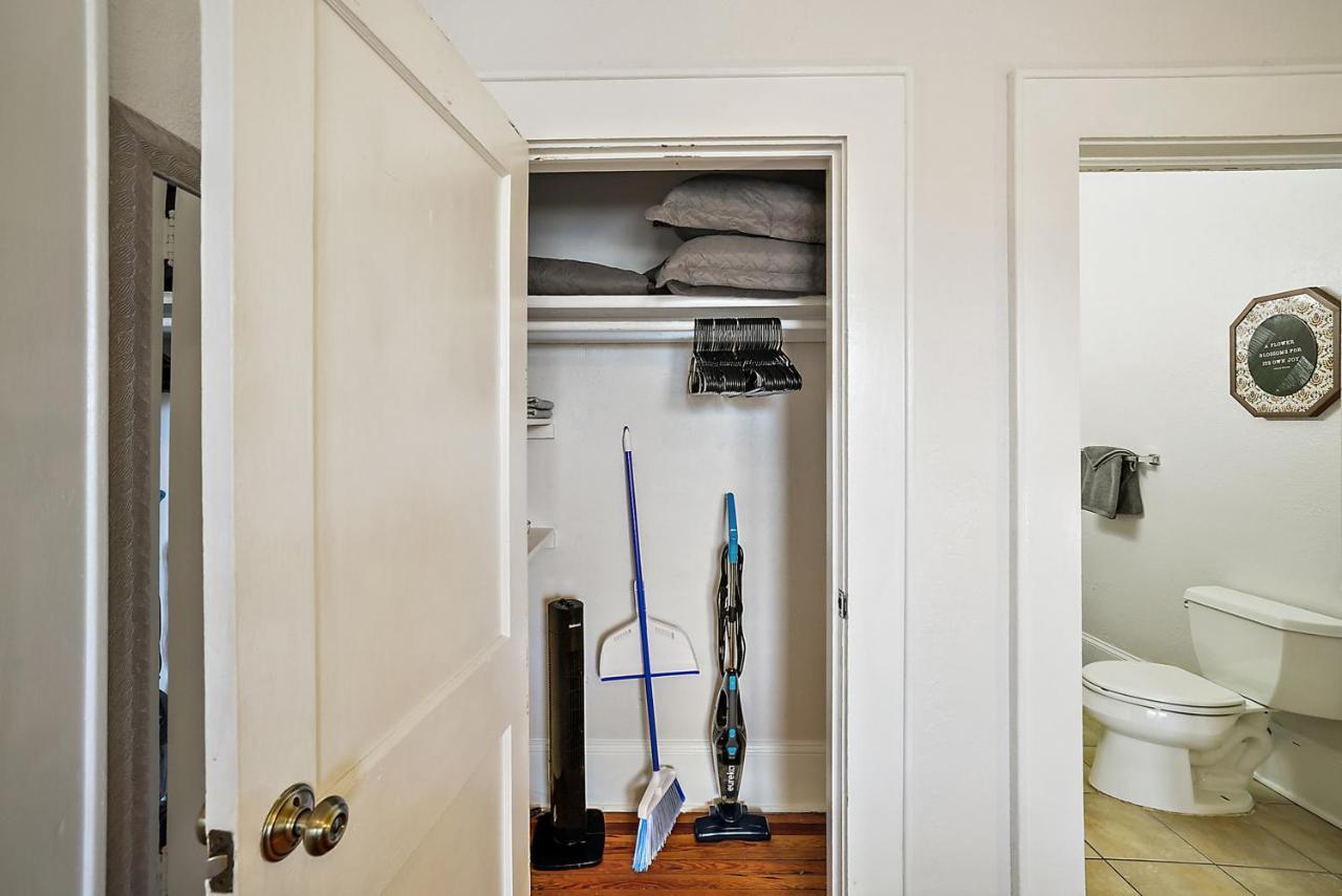 Downtown Den-King Bed~Heart Of Eustis~Queen Sleeper~Upstairs~Bright & Happy Exterior foto